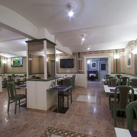 Art Deco Hoffmann מלון 3*