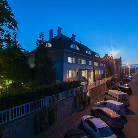 Art Deco Hoffmann Hotel Kladno