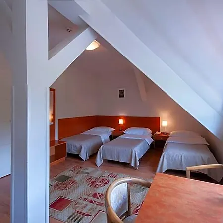 Art Deco Hoffmann Кладно