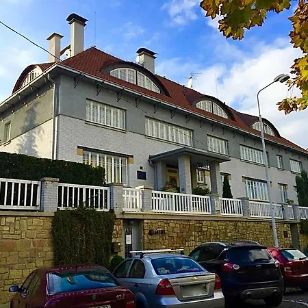 Отель Art Deco Hoffmann Кладно
