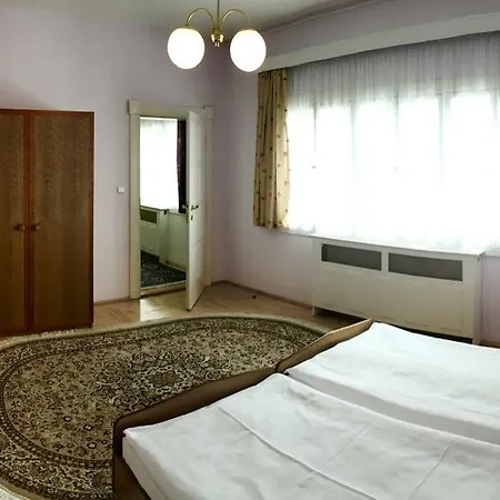 Art Deco Hoffmann 3* קלדנו