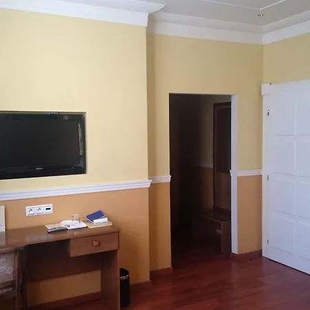 מלון Art Deco Hoffmann 3*
