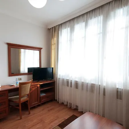 Art Deco Hoffmann 3*