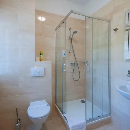 מלון Art Deco Hoffmann 3*