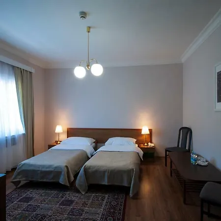 Art Deco Hoffmann 3*