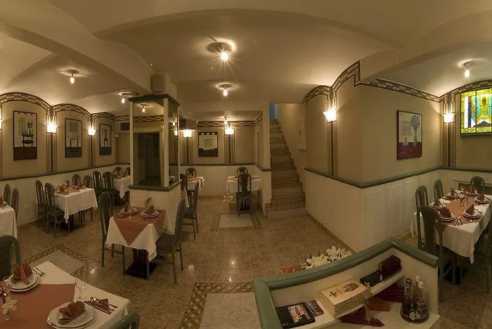 Hotel Art Deco Hoffmann 3*