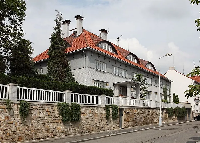 Art Deco Hoffmann Hotel Kladno